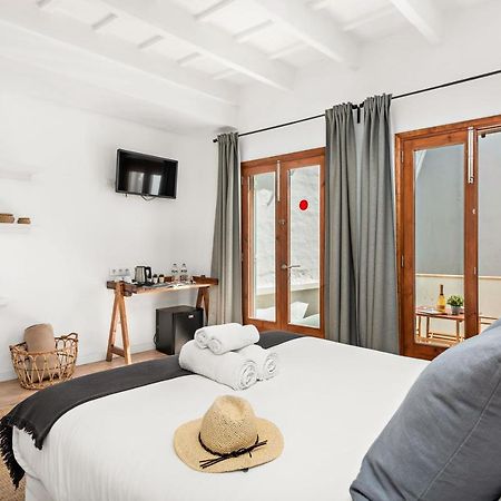 Hotel Boutique Ses 5 Claus Ciutadella (Menorca) Exterior foto
