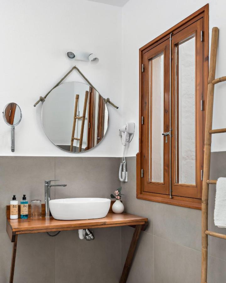 Hotel Boutique Ses 5 Claus Ciutadella (Menorca) Exterior foto